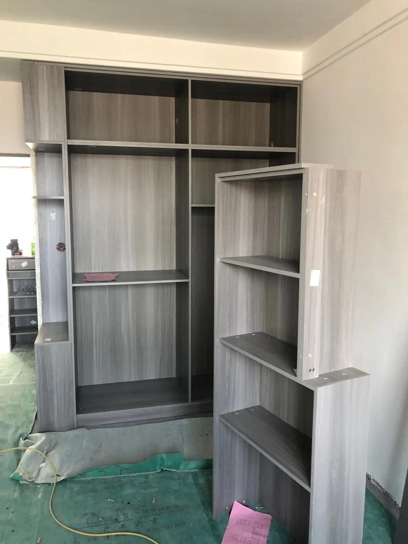 自制衣柜需要哪些木工用具,装修木工要准备什么东西呢。 家居设计 自制衣柜需要哪些木工用具,装修木工要准备什么东西呢。 自制衣柜需要哪些木工用具,装修木工要准备什么东西呢。 家居设计