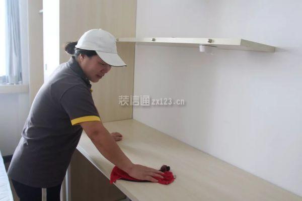装修完自己搞卫生准备什么，装修自己可以做什么准备工作。 装修完自己搞卫生准备什么，装修自己可以做什么准备工作。 家居设计
